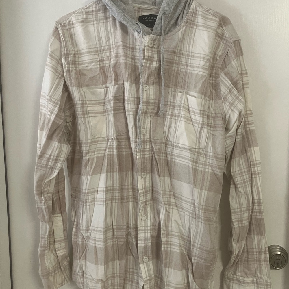 Like New Men's Beige Plaid Button Up Flannel Shacket with Hood